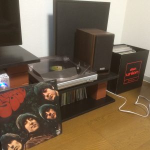 ノルウェーの森が入っているアルバムです。