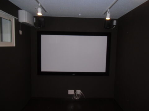 ホームシアター用防音室施工。重低音、音漏れを防ぎます。