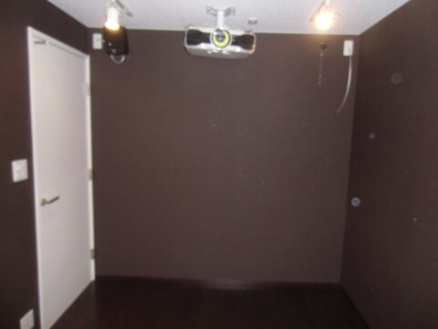 Precautions for soundproof room construction for home theater